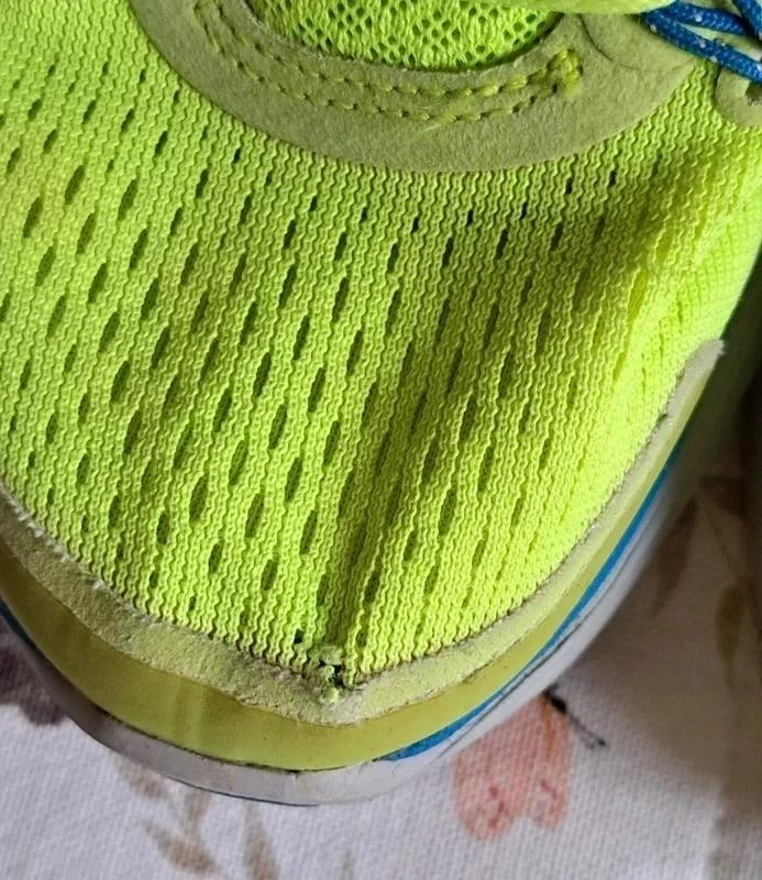 Neon Nike Running Sneakers Size 36.5 – photo 6